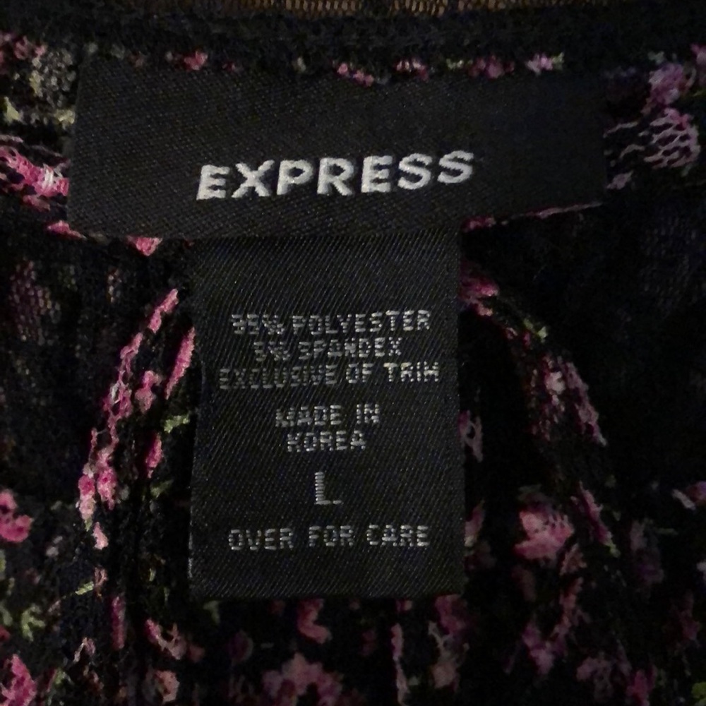 Express Top - Picture 3 of 6